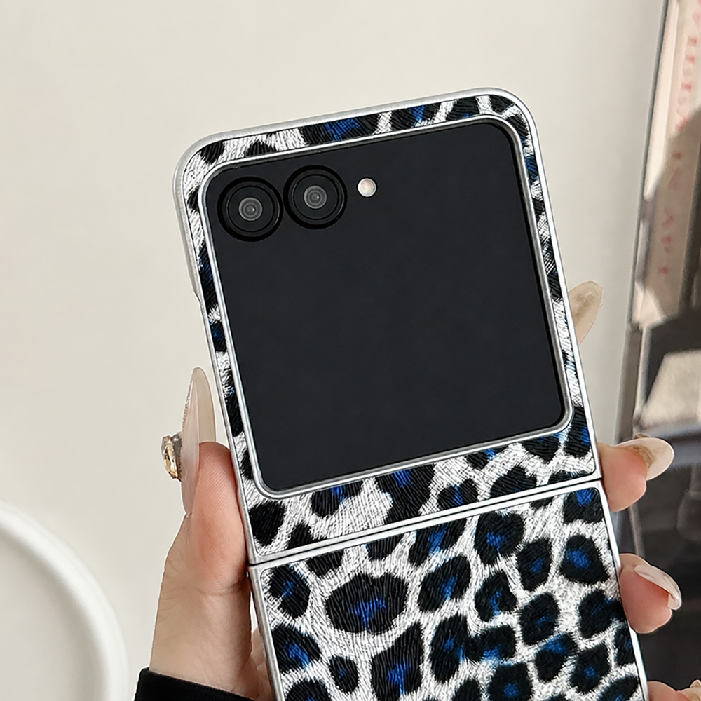 Leopard Print Folding Flip Pho - đánh giá và giá Luxury Lifestyle Design