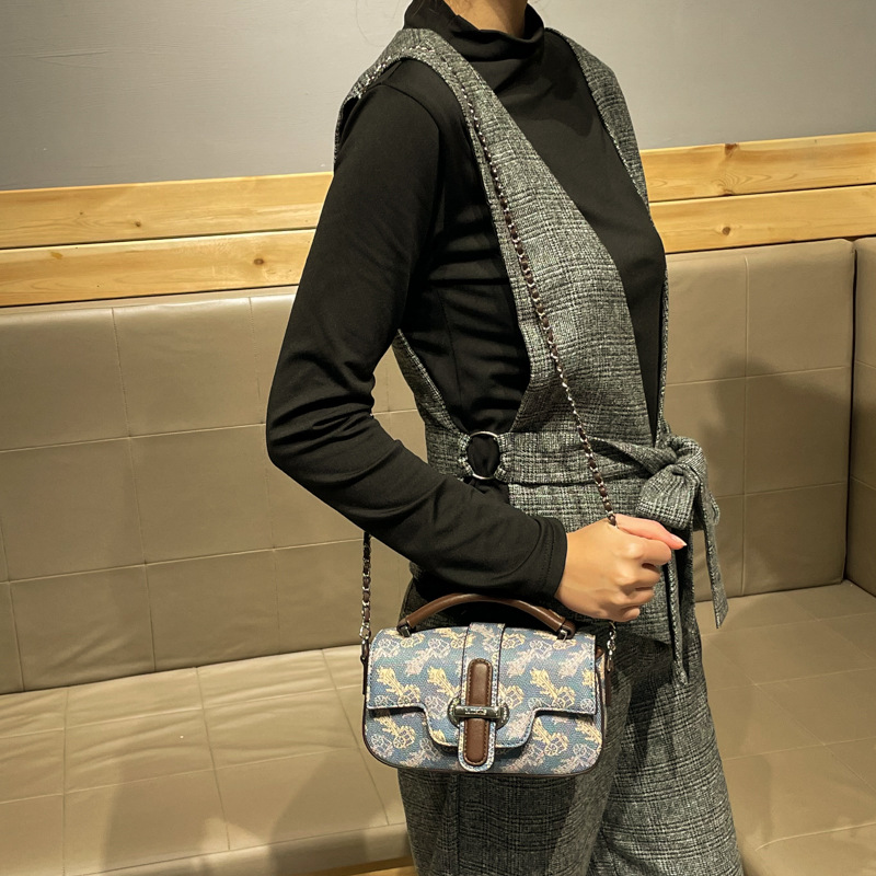 Luxury Hands-Free Designer Dia - đánh giá và giá Luxury Lifestyle Design