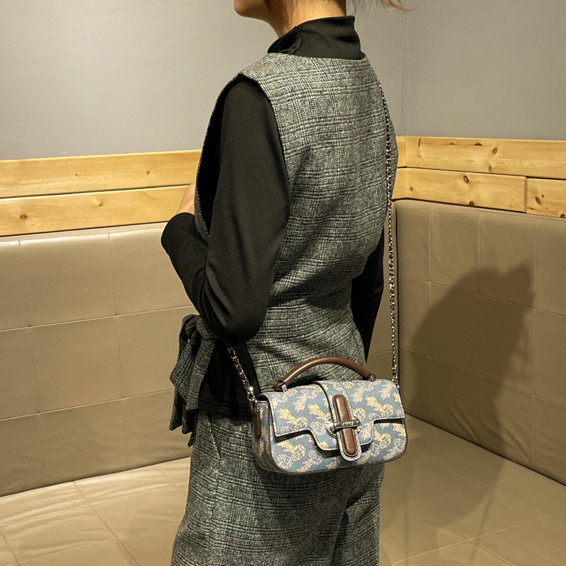 Luxury Hands-Free Designer Dia - đánh giá và giá Luxury Lifestyle Design