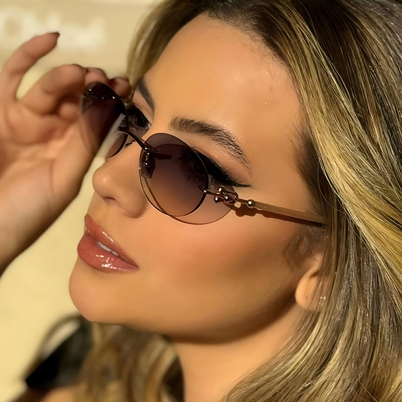 New Metal Frameless Oval Woman - đánh giá và giá Luxury Lifestyle Products