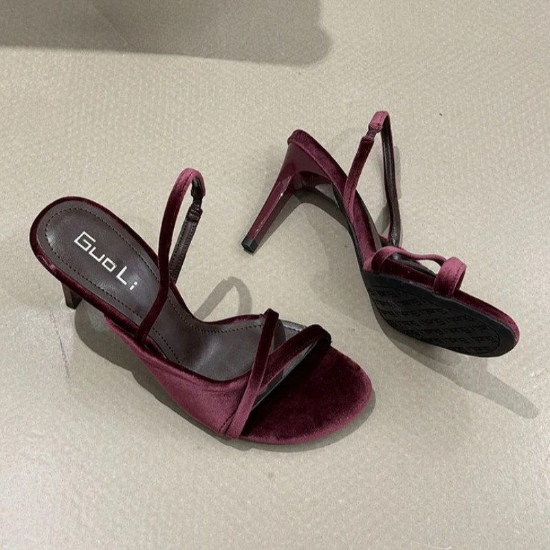 Velvet Luxury Women Heels Shoe - đánh giá và giá Luxury Lifestyle Products