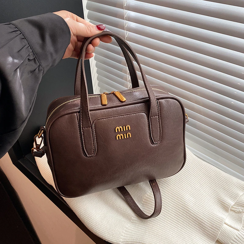 Elegant Women Luxury Leather D - đánh giá và giá Luxury Lifestyle Design